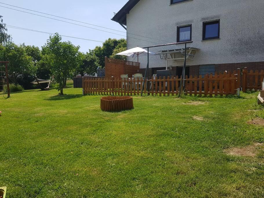 Ferienwohnung Bela, Naehe Nuerburgring Luxem Kültér fotó